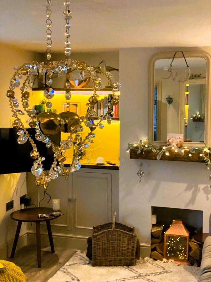 Beautiful Immaculate Aldeburgh Cottage, Sunny Outdoor Space, Free Parking - Easy Walk To Beach & Town Eksteriør bilde